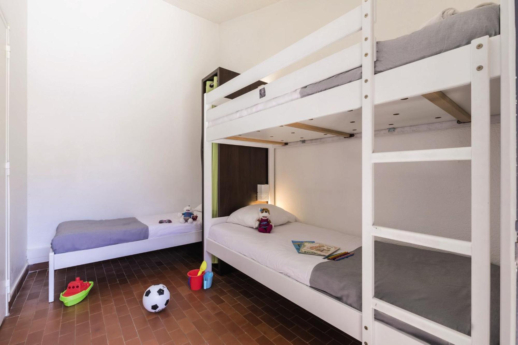 Belambra Clubs Belgodere - Golfe De Lozari Hotel Стая снимка